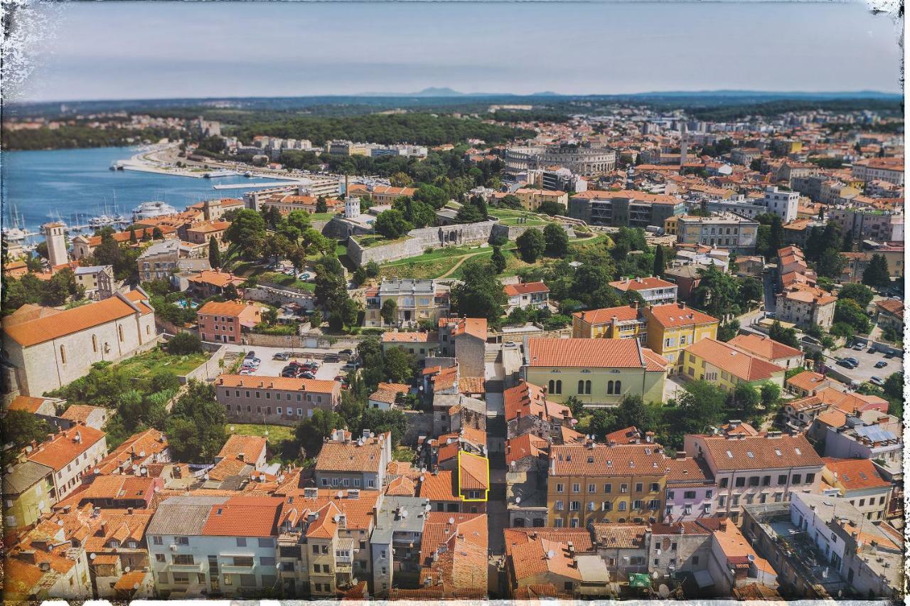 Luxury Apartment Jana With Private Parking Pula Exteriör bild